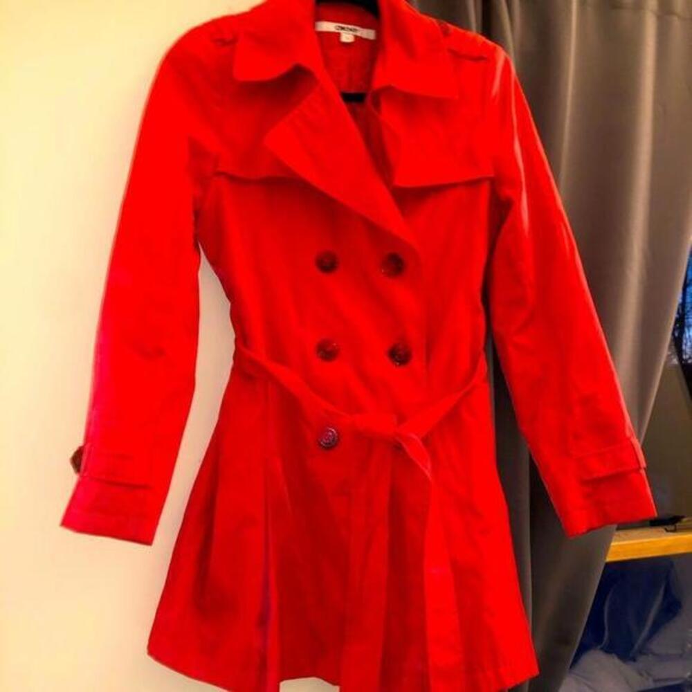 DKNY Trench Coat​​ - Picture 2 of 4